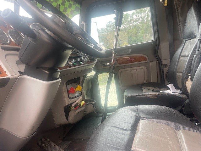 2006 PETERBILT 379 - Image 5